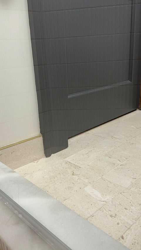 The same panel, spotless